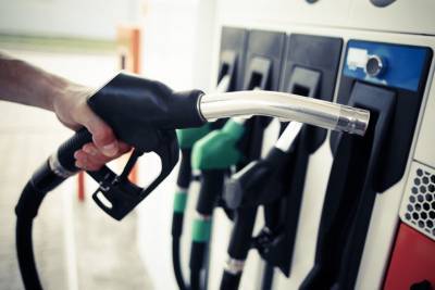 Μέτρα τριών ταχυτήτων: Εισοδηματικά όρια για βενζίνη, ακρίβεια-Επιδοτήσεις στην Ενέργεια
