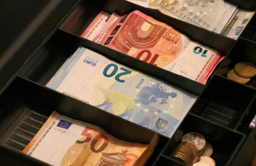 ΕΛΣΤΑΤ: Σταθερός ο τζίρος των επιχειρήσεων τον Ιανουάριο – Μείωση στη μεταποίηση
