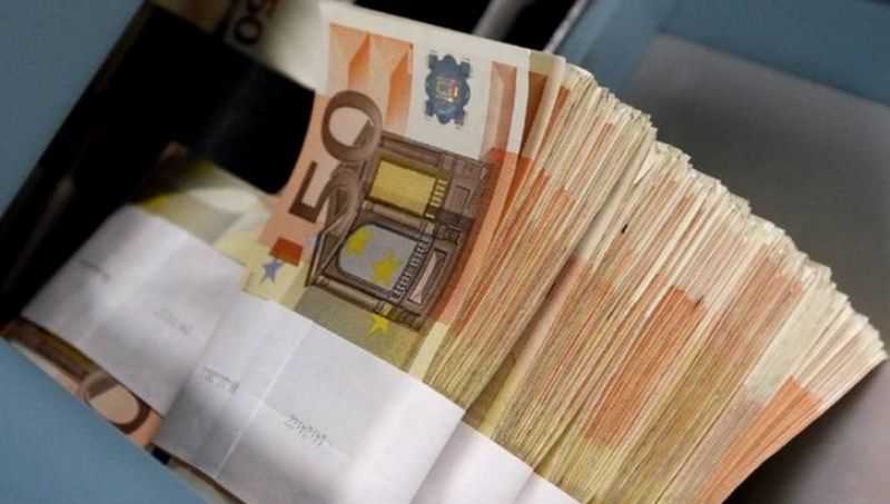 Τράπεζες: 2 δισ. εκροές καταθέσεων σε 3 μέρες