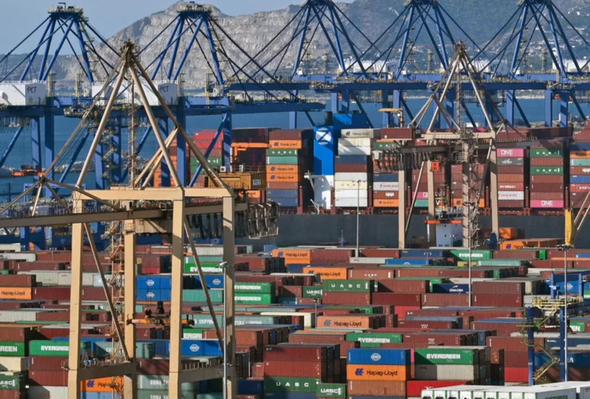 Πειραιάς: Επιστροφή σε θετικό ρυθμό για τα containers τον Μάιο