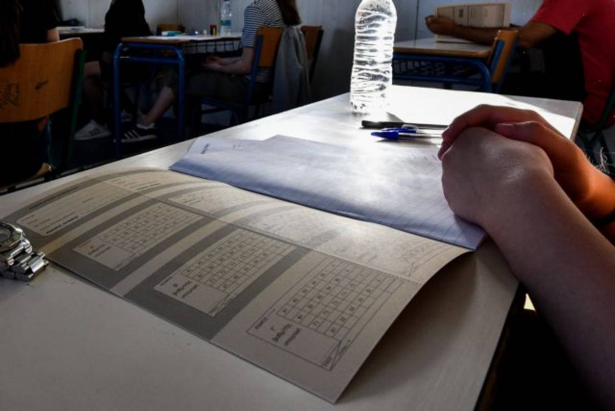 Πανελλαδικές 2022: Μόνο ένα μηχανογραφικό θα υποβάλλουν οι υποψήφιοι