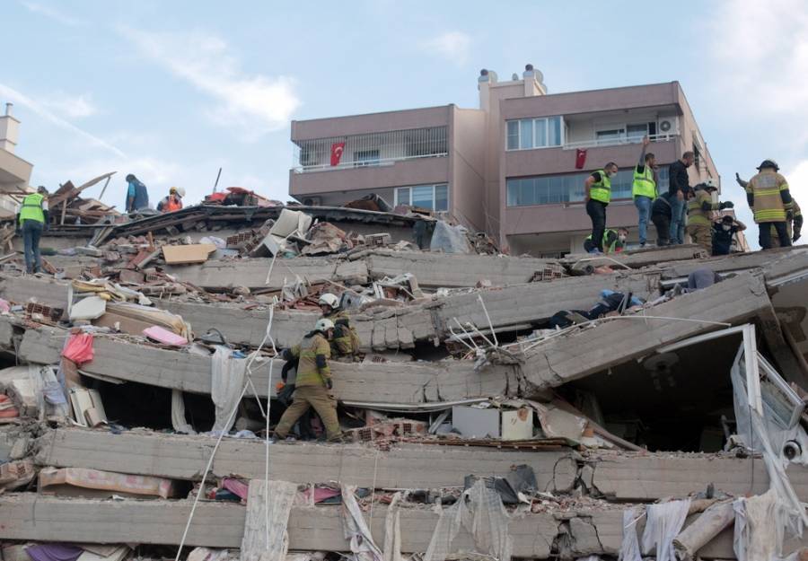 Τουρκία–Σεισμός: Στους 85 οι νεκροί στη Σμύρνη
