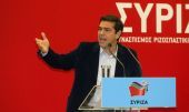 Αλ.Τσίπρας: "Κουνάμε το μαντήλι στον Πρωθυπουργό- Το ρεύμα της νίκης μεγαλώνει"