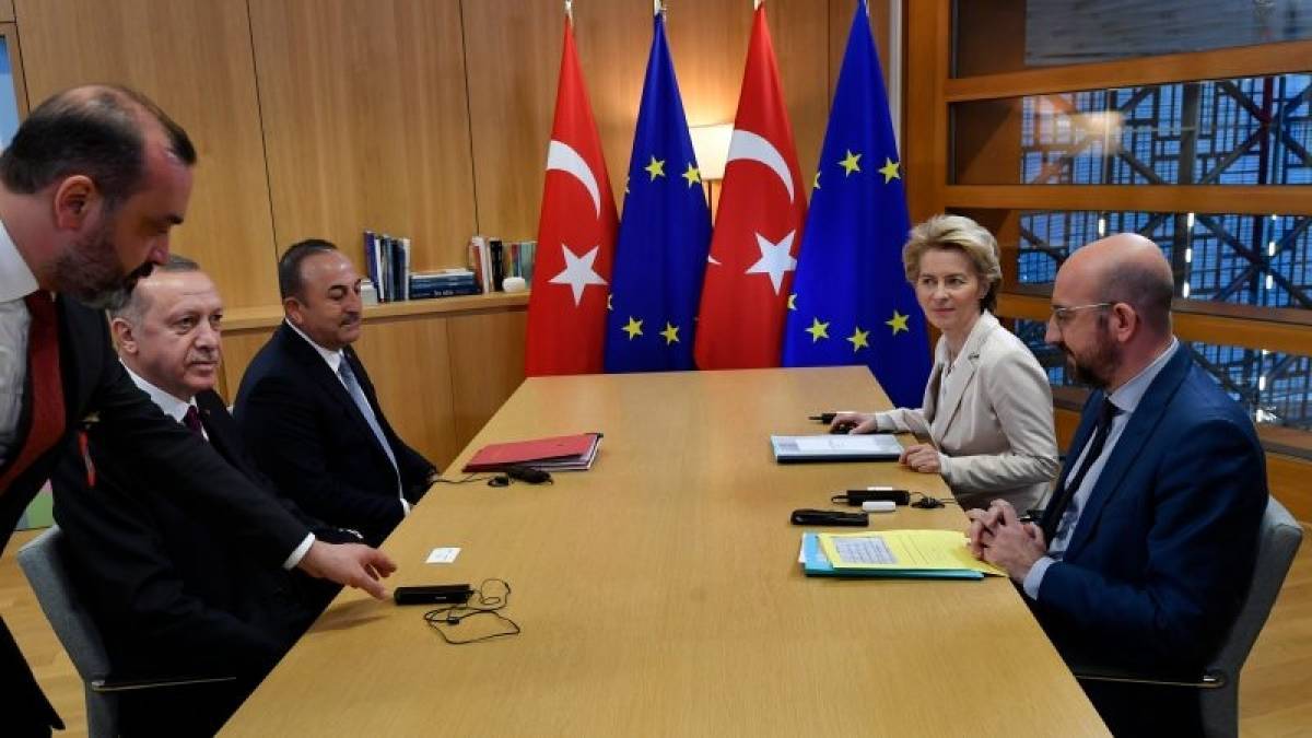 Ευρωτουρκικές... ζυμώσεις: Επικοινωνία Ερντογάν-Φον ντερ Λάιεν και Τσαβούσογλου-Μπορέλ