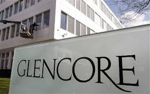 S&amp;P: Yποβάθμισε σε «ΒΒB-» την Glencore