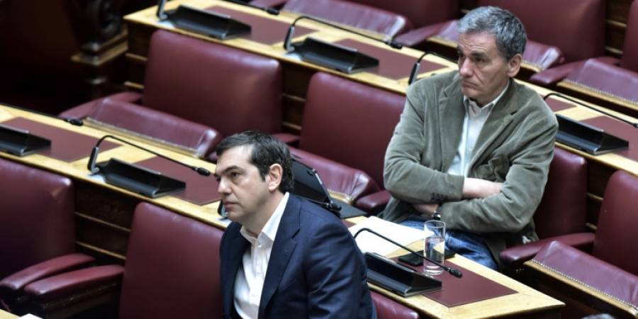 Η «σταυροβελονιά» του Τσακαλώτου και το νέο μήνυμα στον Τσίπρα