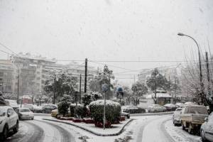 ΔΕΔΔΗΕ: Αποκαταστάθηκαν κατά 80% τα προβλήματα ηλεκτροδότησης- Πού παραμένουν βλάβες