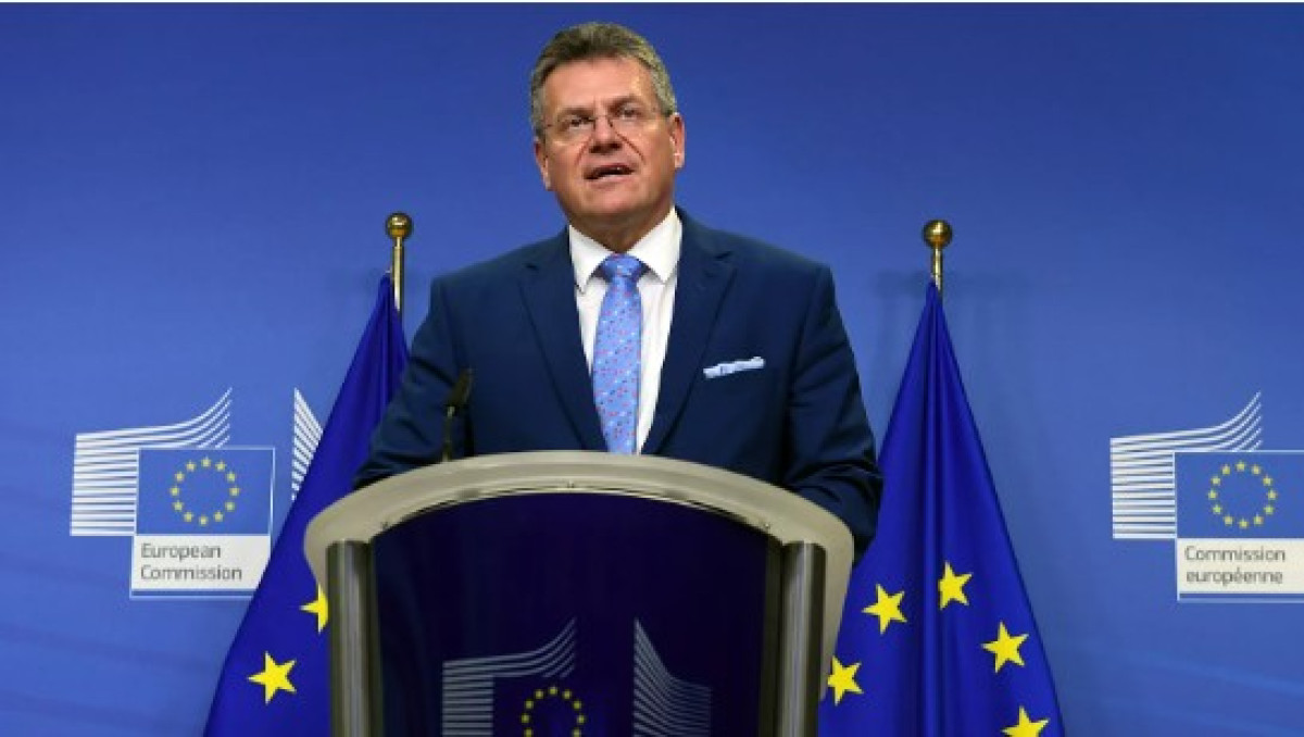 Σέφκοβιτς: Τι συζητούν ΕΕ-ΗΠΑ για χάλυβα, μικροτσίπ και ορυκτά