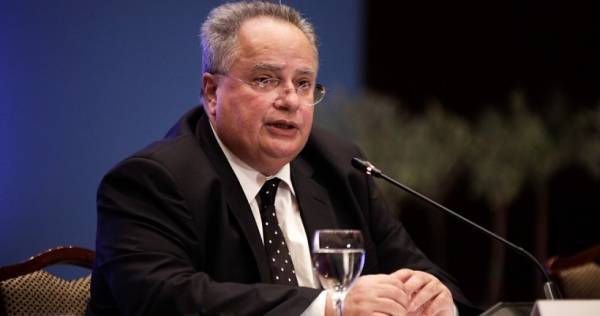 Κοτζιάς: Η εξωτερική πολιτική πρέπει να είναι σαν... αερόστατο
