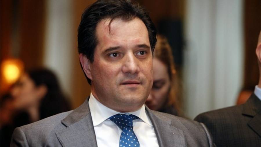 «Επανορθωτικές δηλώσεις» του προέδρου του ΚΕΕΛΠΝΟ για τον Άδωνη