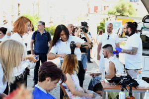 Το Κοινωνικό Κομμωτήριο του Δ. Αθηναίων έκλεισε 2 χρόνια προσφοράς