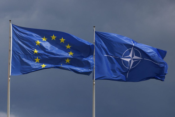 ΝΑΤΟ: Προσπαθεί να καλύψει το κενό που δημιουργούν οι περικοπές των ΗΠΑ στην Ευρώπη