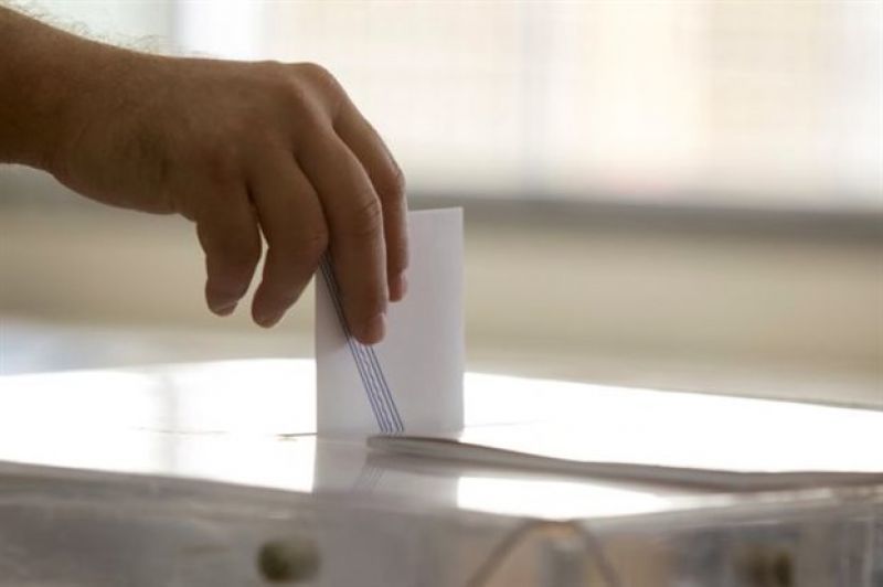 Προβάδισμα 7 μονάδων της ΝΔ έναντι του ΣΥΡΙΖΑ σε δημοσκόπηση