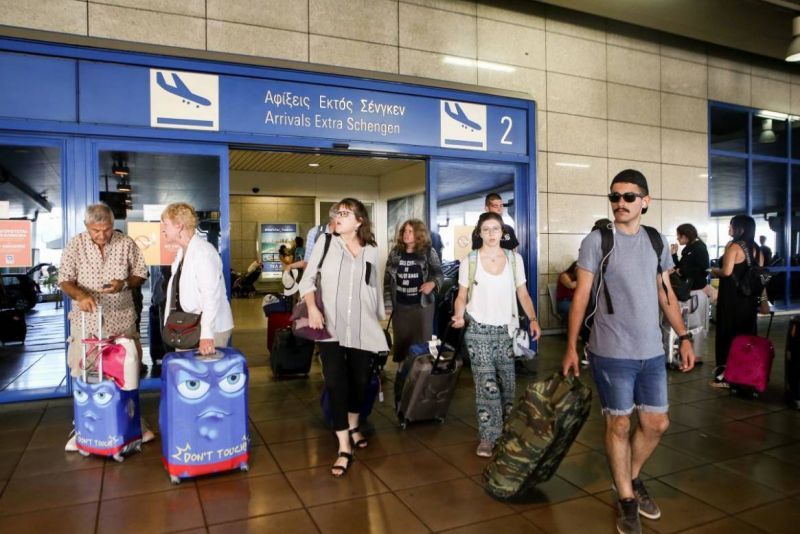 ΤτΕ: Μείωμενο το πλεόνασμα του ταξιδιωτικού ισοζυγίου στο α' τρίμηνο