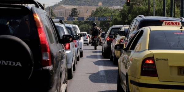 Τέλη κυκλοφορίας 2021: Πότε αναρτώνται- Όσα πρέπει να ξέρετε