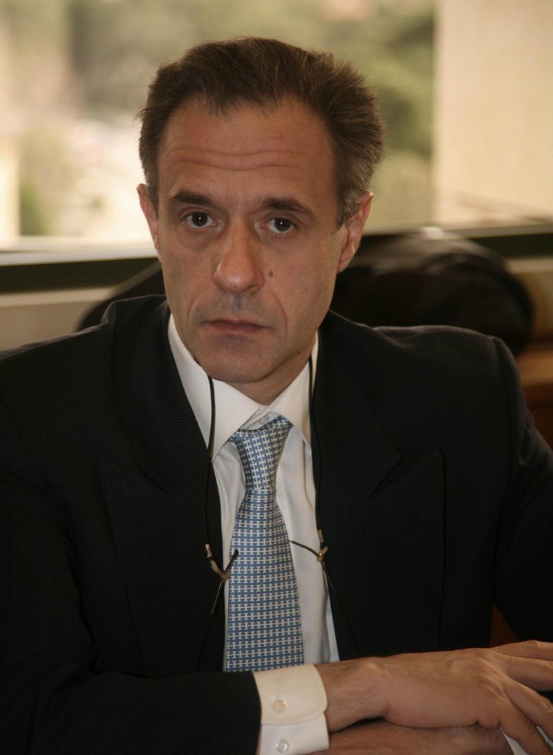 Δεν πιέζουν οι τράπεζες για άρση των πλειστηριασμών στην πρώτη κατοικία, λέει ΕΕΤ