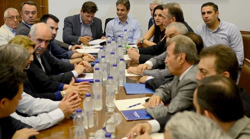 Φουντώνει το παρασκήνιο στη ΝΔ, ενώ ο Μεϊμαράκης δηλώνει "παρών"