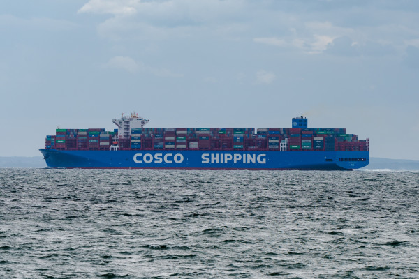 Επενδυτική αντεπίθεση της COSCO στη Βόρεια Ευρώπη με επέκταση στο hinterland