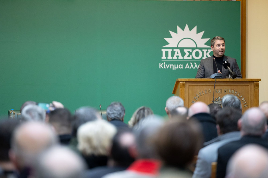 Ανδρουλάκης: Τα λιμάνια αποτελούν ζωτικούς κόμβους για την προάσπιση των εθνικών συμφερόντων στη Νοτιοανατολική Μεσόγειο