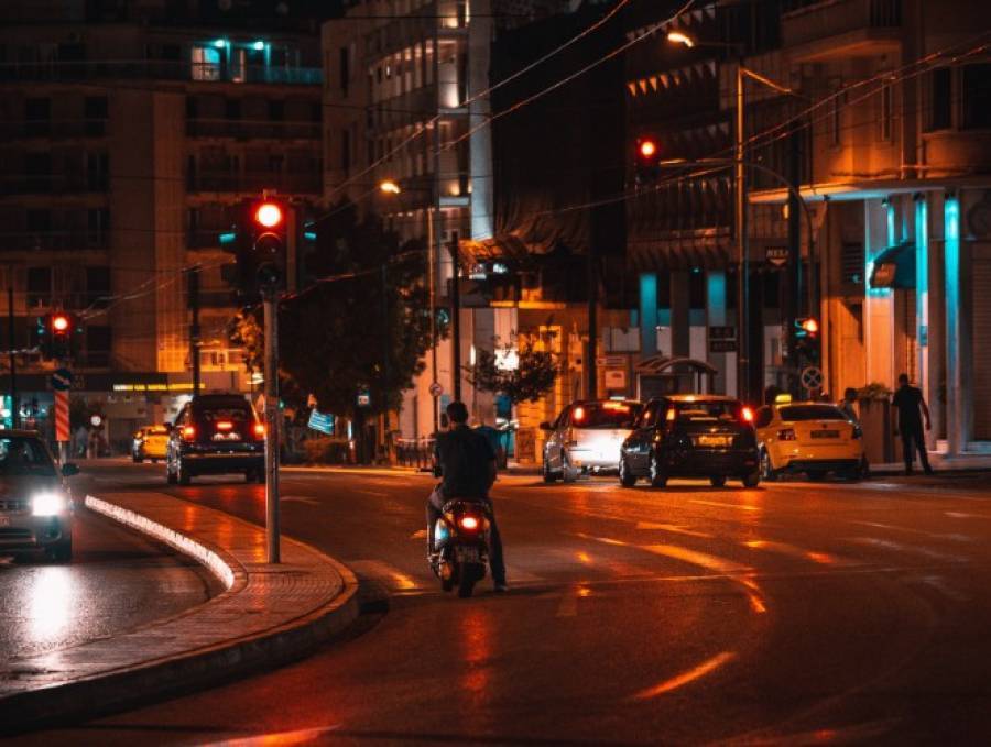 Έως τις 23.00 η κυκλοφορία από σήμερα-Επιτρέπονται οι διαδημοτικές μετακινήσεις
