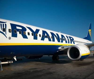 Περικοπές μισθών ή 3.500 απολύσεις το δίλημμα στη Ryanair