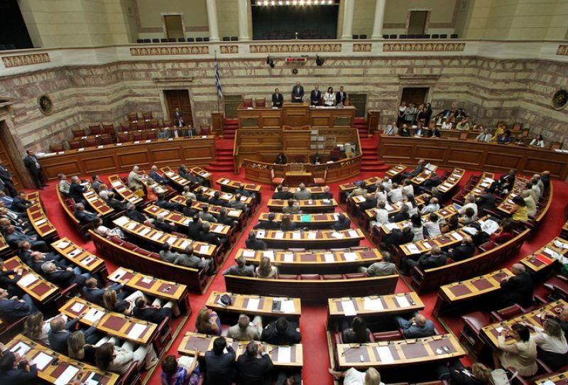 Εκτός πολυνομοσχεδίου η φορολόγηση των αγροτών και οι πρόωρες συντάξεις