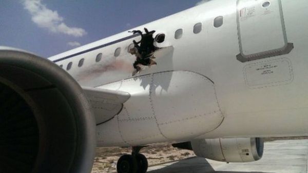 Σομαλία: Σε βόμβα οφείλεται η έκρηξη στο αεροσκάφος της Daalo
