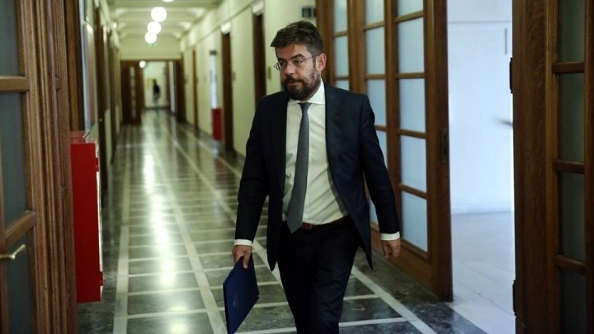 Στις φυλακές της Λάρισας ο υπουργός Δικαιοσύνης