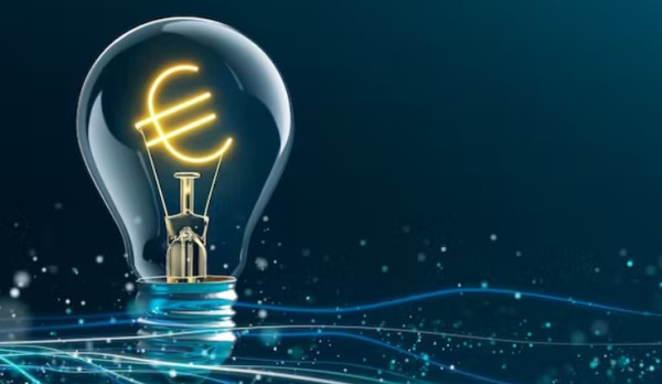 Εξοικονόμηση τουλάχιστον €1,5 δισ. σε δαπάνες στην ενέργεια το 2023