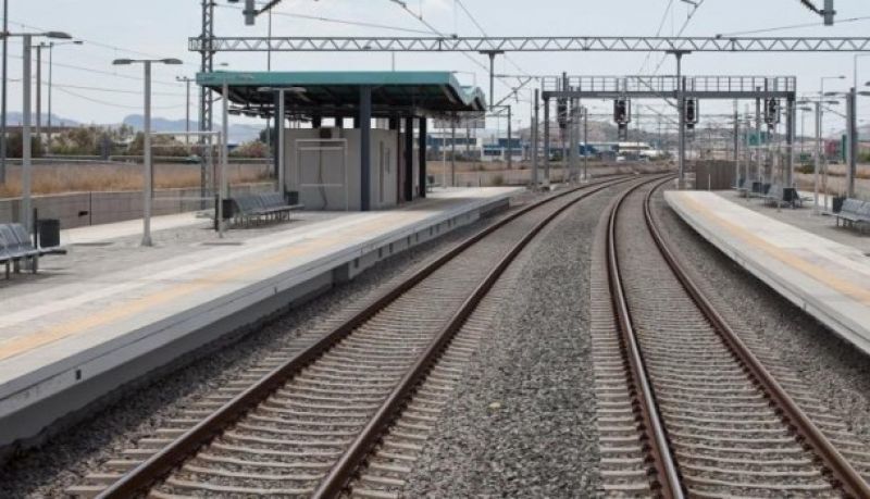 ΤΡΑΙΝΟΣΕ: Την Πέμπτη αρχίζουν τα δρομολόγια Πειραιάς - Αεροδρόμιο