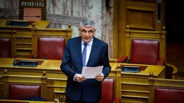 Τσακλόγλου: Μένουν ως έχουν τα ποσοστά της προσωρινής σύνταξης