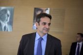 Το μήνυμα του Κυριάκου Μητσοτάκη για το 2017 (βίντεο)