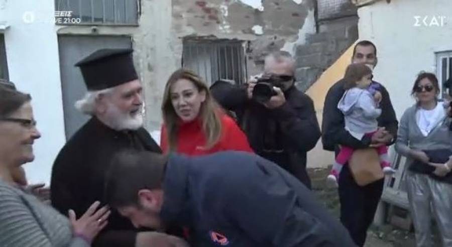Από την μετάληψη του Κουμουτσάκου στο χειροφίλημα του Χαρδαλιά