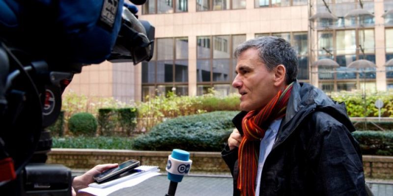 Handelsblatt: «Ο Τσακαλώτος έχει φαντασία-Επινοεί νέους φόρους»