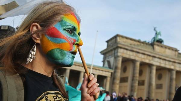Βερολίνο: Eπίσημη αργία από φέτος η Παγκόσμια Ημέρα της Γυναίκας