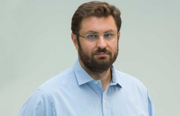 Ζαχαριάδης: Δήμαρχος εθιμοτυπίας ο Μπακογιάννης