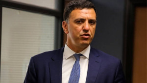 Κικίλιας: Θέτει σε ετοιμότητα εταιρείες μηχανημάτων έργου για ενδεχόμενο χιονιά