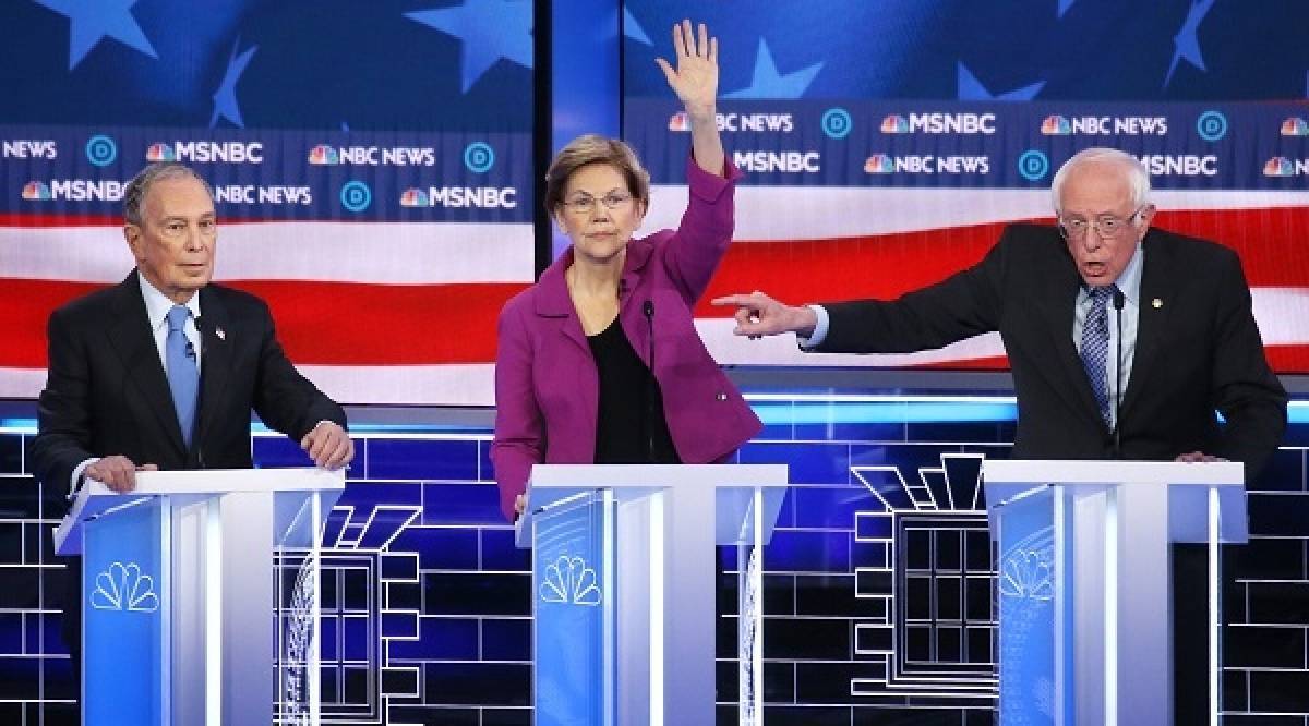 Debate Δημοκρατικών: Στο στόχαστρο των υποψηφίων ο Μπλούμπεργκ
