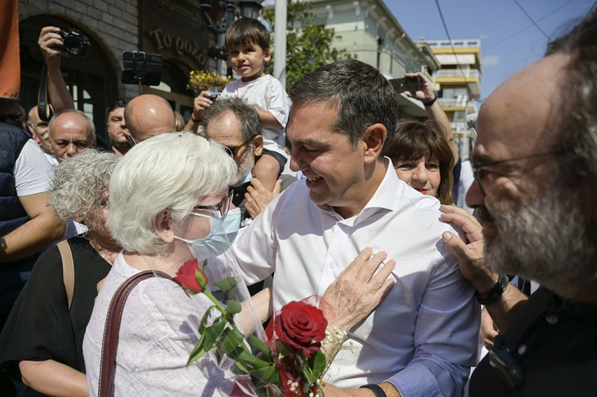 Τσίπρας: Ο κ.Μητσοτάκης ακούει συνομιλίες αντιπάλων του,αλλά όχι την κοινωνία