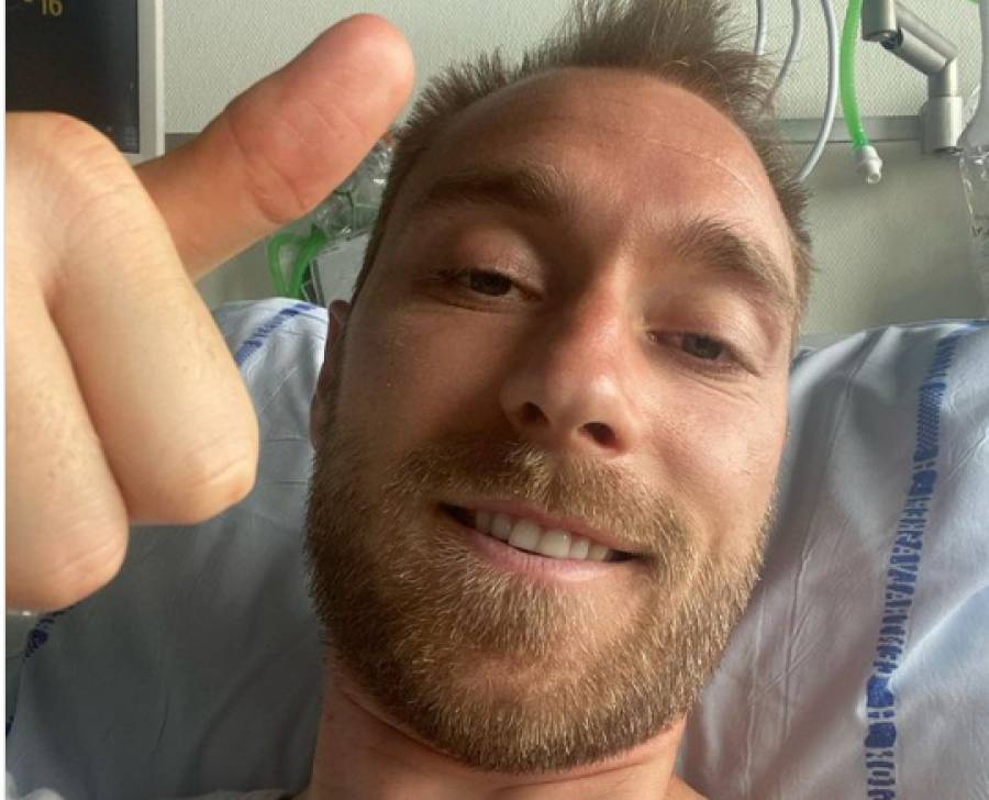 Έρικσεν: Η πρώτη selfie από το νοσοκομείο- «Είμαι καλά»