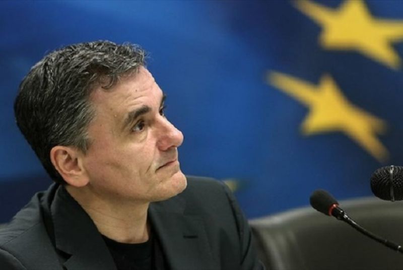Έξοδος στις αγορές και QE, οι πονοκέφαλοι της κυβέρνησης