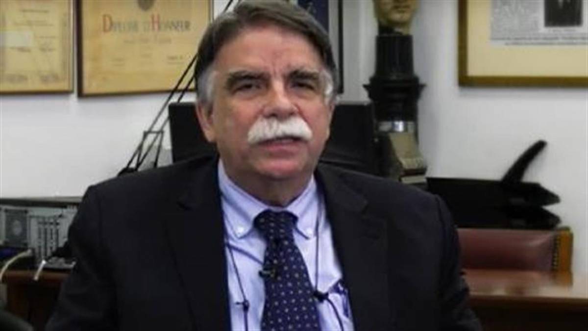 Βατόπουλος: Κανονικά έπρεπε να κλείσουμε...χθες- Θα το ξαναδούμε για σχολεία