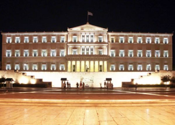 Προεκλογική ένταση με πολλαπλές παρεμβάσεις