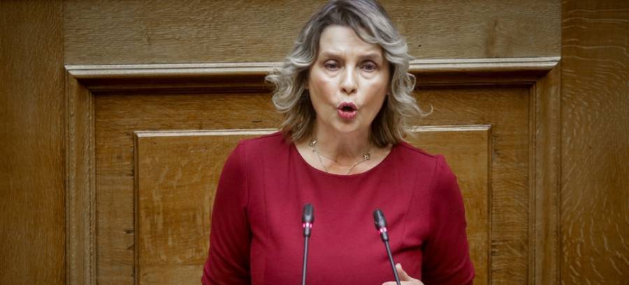 Τι έπαθε η Παπακώστα και την έπεσε στην Φώφη;