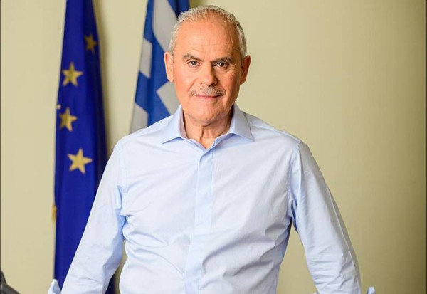 Το «αντίο» του πολιτικού κόσμου στον Νίκο Ταγαρά