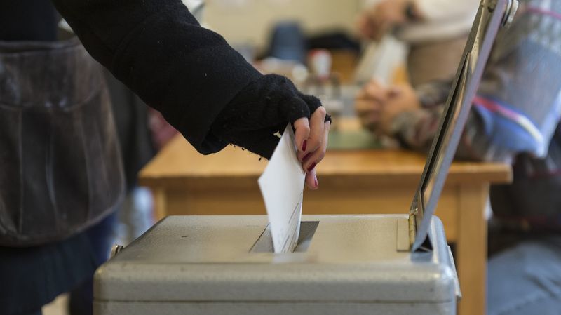 Οι Ελβετοί είπαν «όχι» σε «άνευ όρων» βασικό εισόδημα