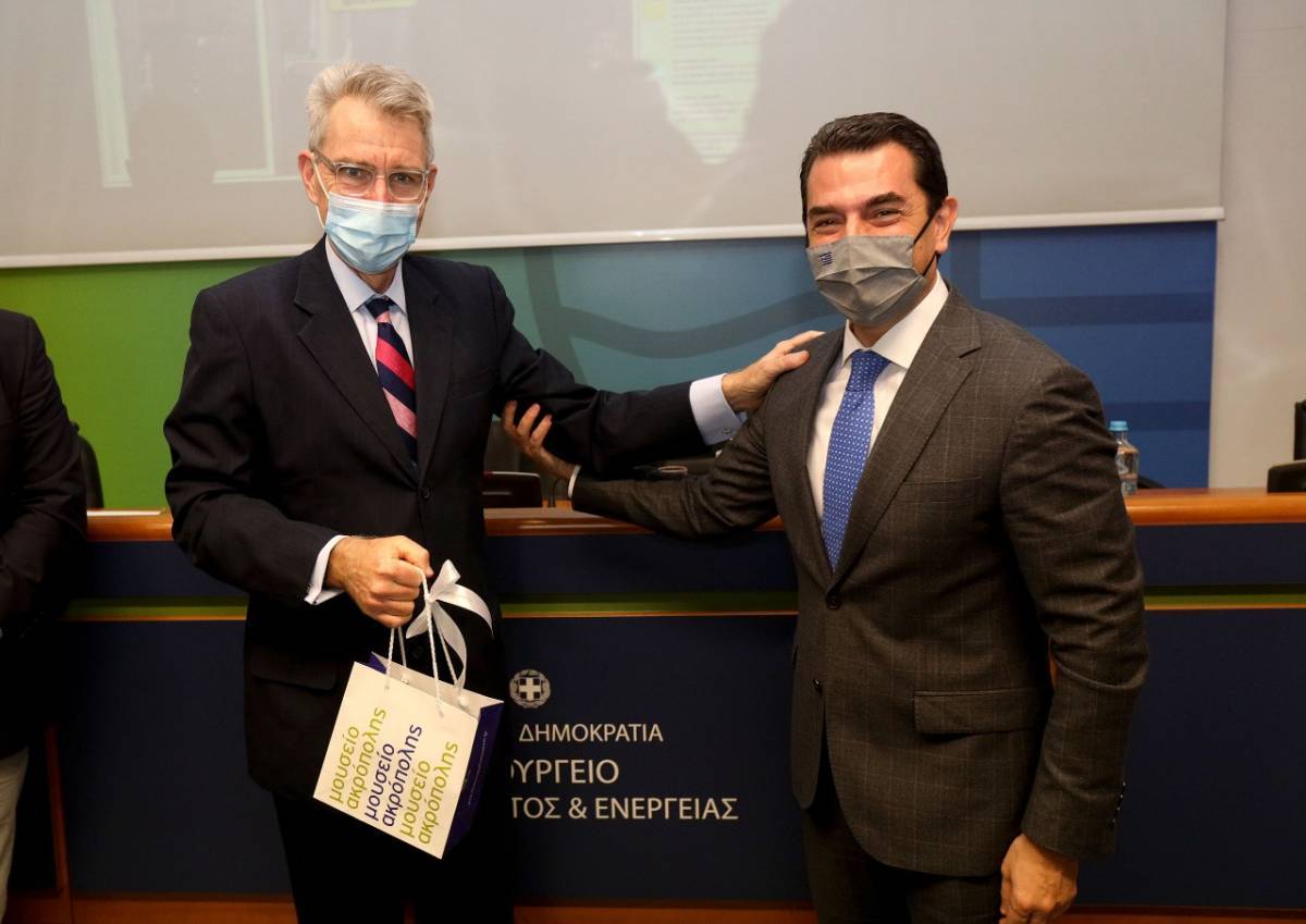 Συνεργασία Ελλάδας- ΗΠΑ για την αναγέννηση των πυρόπληκτων περιοχών