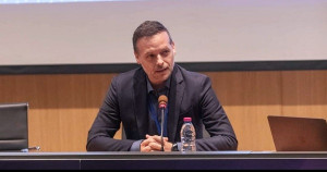 Δούκας: Μέχρι το 2030 θέλουμε να παράγουμε καθαρή ενέργεια
