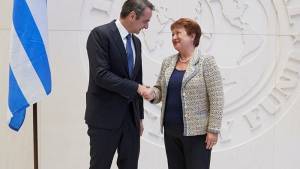 Κλείνουν οι...λογαριασμοί του ΔΝΤ στην Ελλάδα- Βλέπει επενδυτές ο Μητσοτάκης