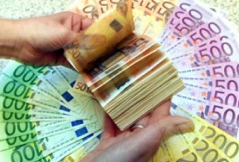 Πάνω από 300 δισ. ευρώ οι εκροές καταθέσεων απο Ελλάδα, Ισπανία, Πορτογαλία και Ιρλανδία